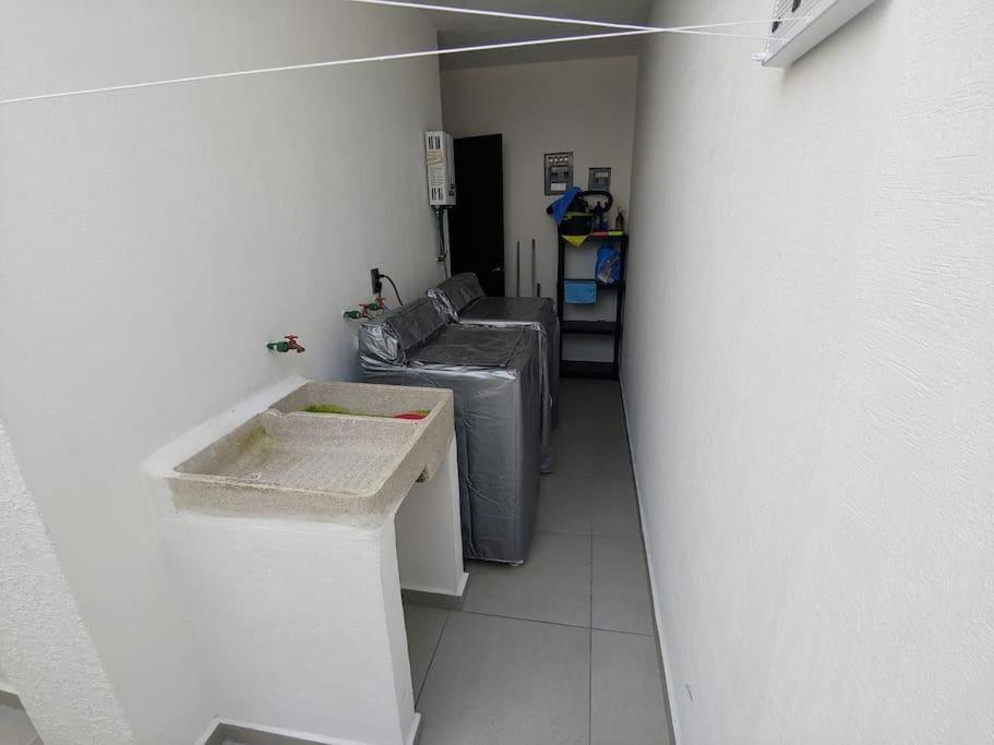 マンサニージョDepartamento Con Albercaアパートメント エクステリア 写真